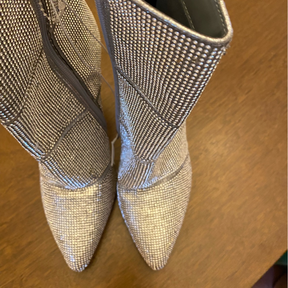 NEW ANDIAMO Atrendy Rhinestone Boots Size 8.5 M